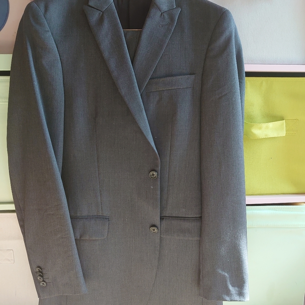 Men's suit